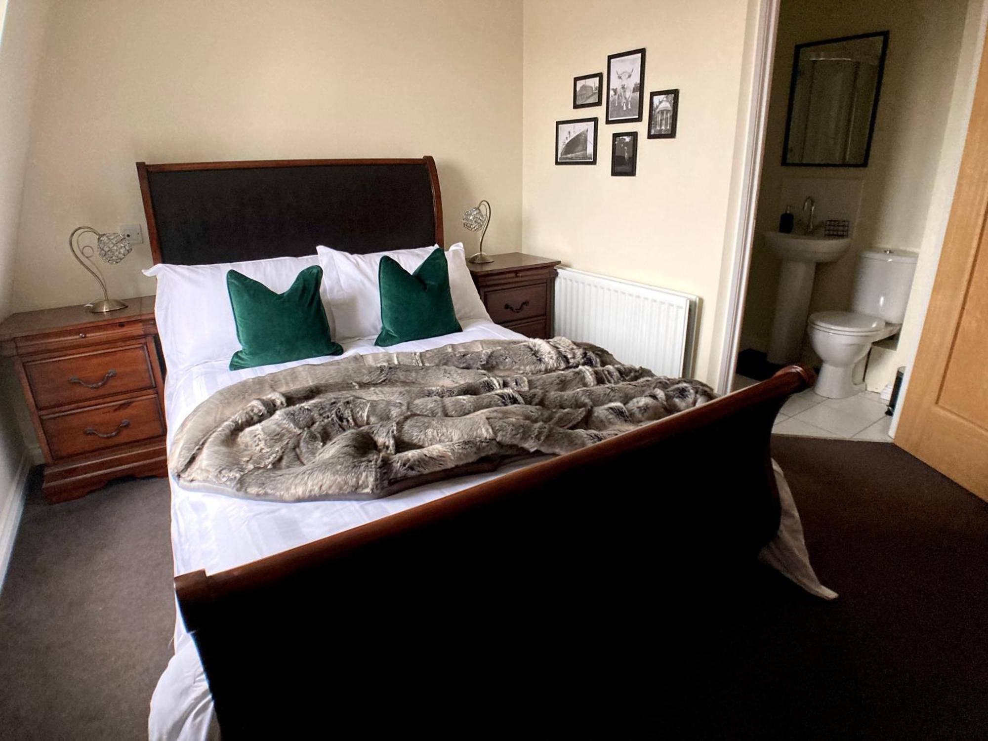 Cathedral Quarter Apartments Belfast Bagian luar foto